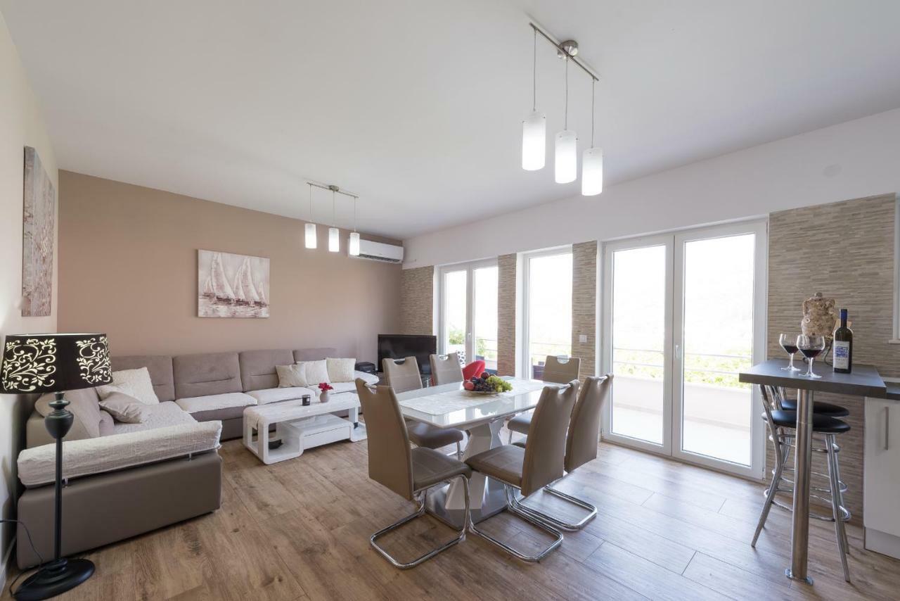 Apartment Amfora *